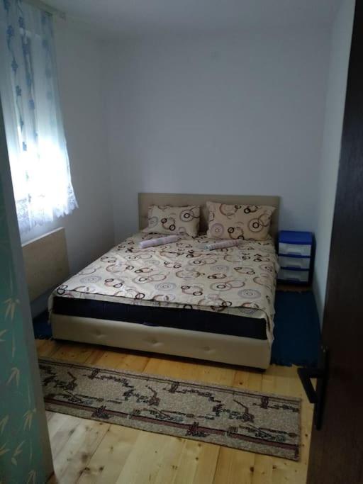 Cozy House Cvetkovic Villa Ni Eksteriør bilde